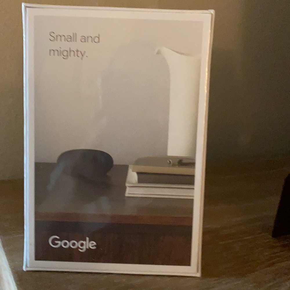 Google Nest Mini - Picture 2 of 2